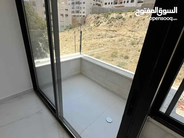 شقة فارغة جديدة لم تسكن فاخرة في منطقة تلاع العلي للإيجار 4200دينار دفعات