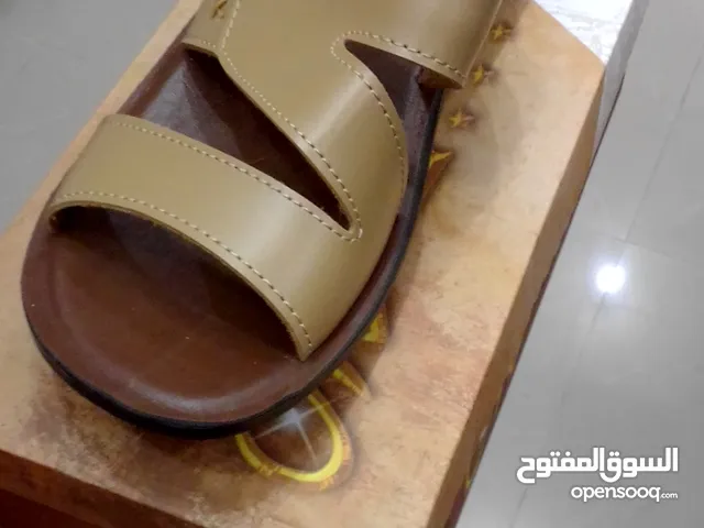 45 Slippers & Flip flops in Tripoli