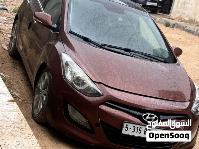 2014 هيونداي i30 GLS