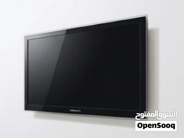 شاشه تلفاز مناسبه و نظيفه استعمال خفيف و ظريف تواصل سهل