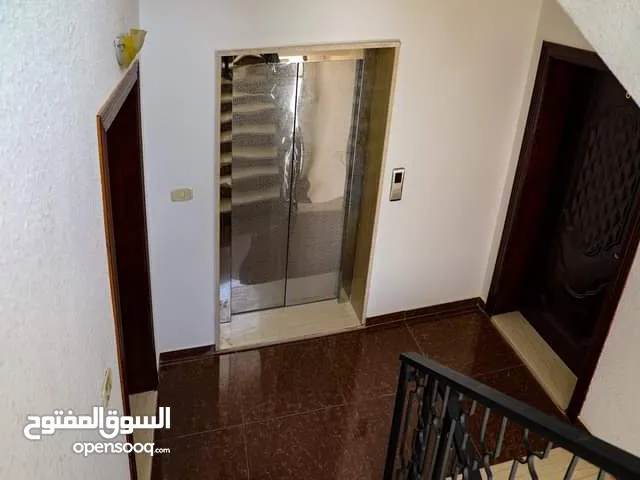 120 m2 3 Bedrooms Apartments for Sale in Amman Al Yadudah