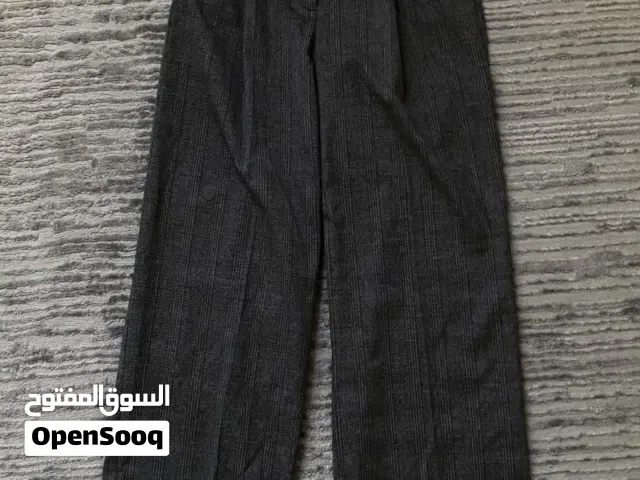 تصفية عاجلة- بنطلون H&M جديد غير مستخدم