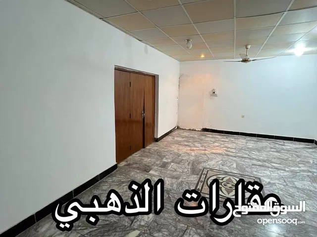 250 m2 2 Bedrooms Townhouse for Rent in Basra Dur Nuwab Al Dubat