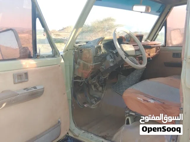 المكن الآخرين وادي عدام