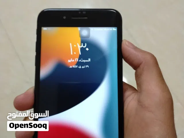 ايفون 7بلس بحاله ممتازه الاستعمال بسيط جدا