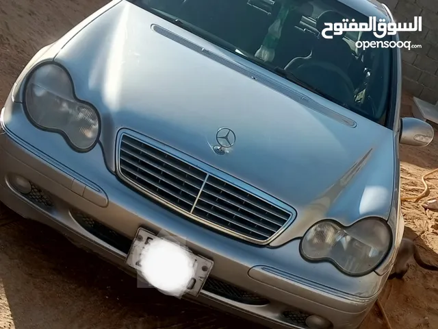 Mercedes Benz C-Class 2002 in Tripoli