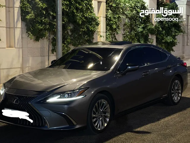 Used Lexus ES in Ramtha