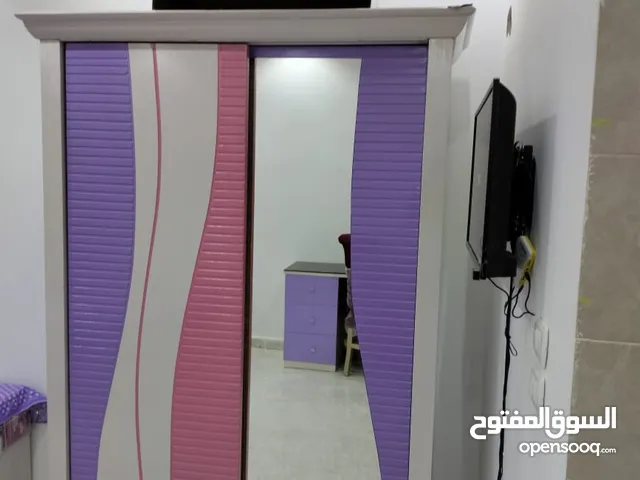 شقتين مفروشين للبيع