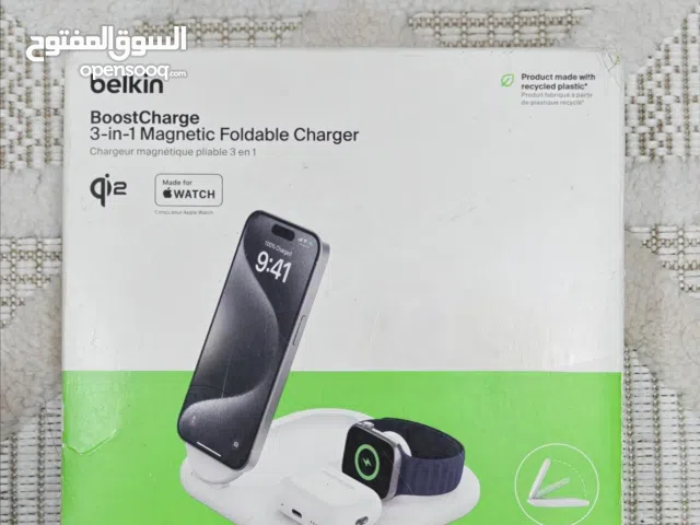 شاحن مكتبي وايرليس ماركة belkin متعدد 3 في 1 جديد