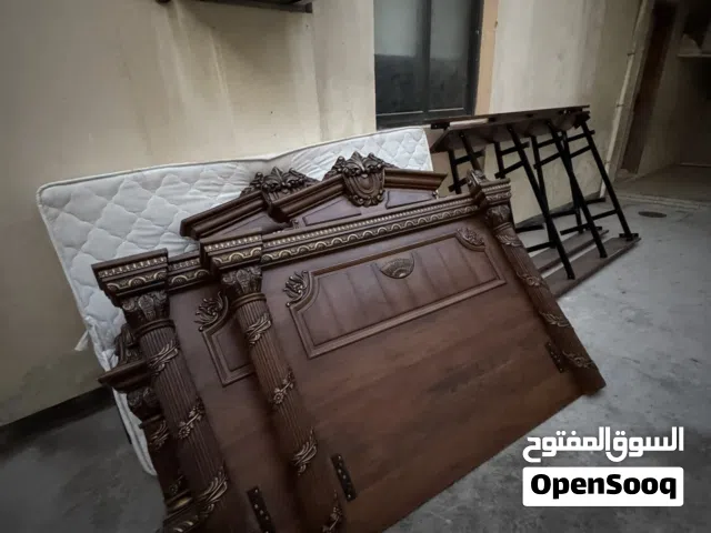 للبيع سريرين نوم بحالة شبه جديد طقم