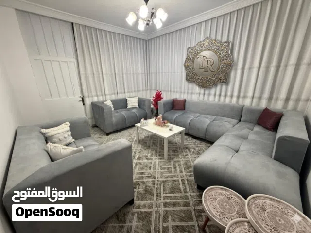 طقم كوفي كورنر بابلي 3×3  ثنائية قياس 170 سم  المواصفات:  خشب لاتيه متين وقوي  قماش لينين فاخر تفصيل