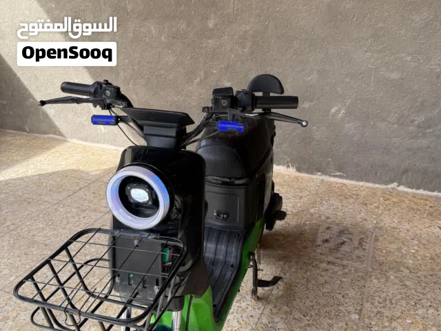 دراجة شحن R9 نضافه 100% موديل 2025