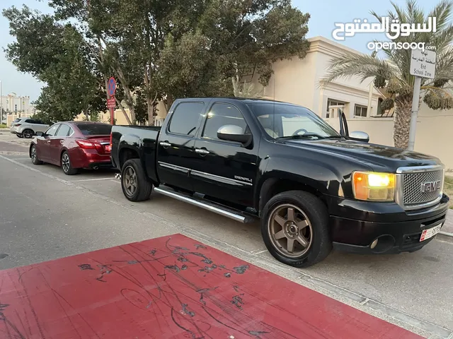 Pickup Denali 2011 GCC