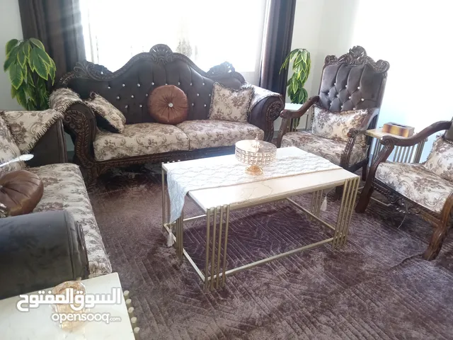 طقم كنب بحال الجديد