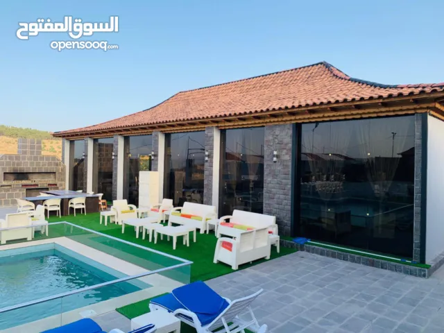 شاليه VIP مفروش كامل في منطقة عين النبي