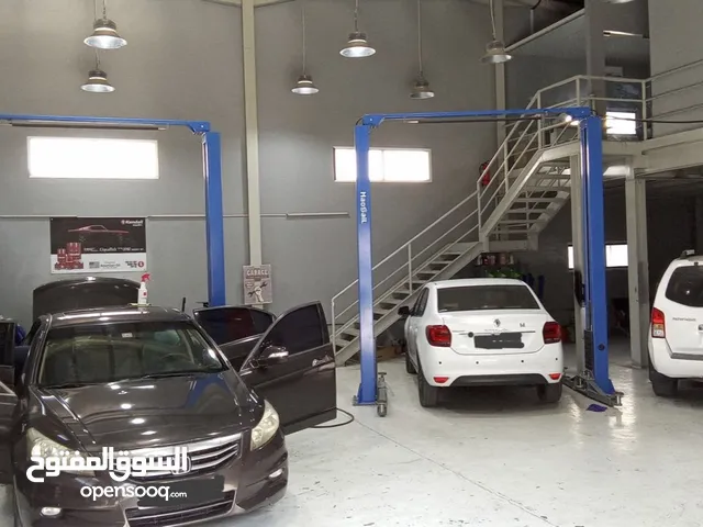 Vehicle Workshop / Garage