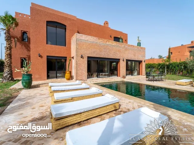 Magnificent villa for sale completely renovated