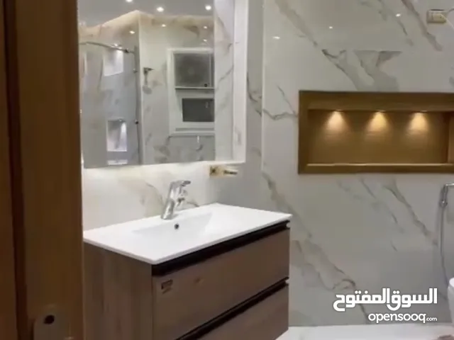 200 m2 3 Bedrooms Apartments for Rent in Giza Dokki