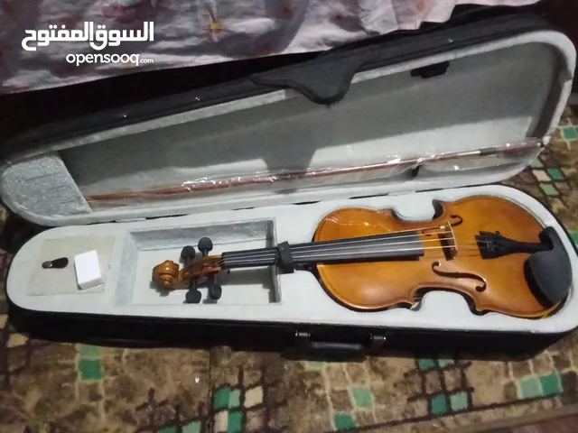 كمان احترافي بحالة ممتازة + الجراب والقوس – سعر لقطة!