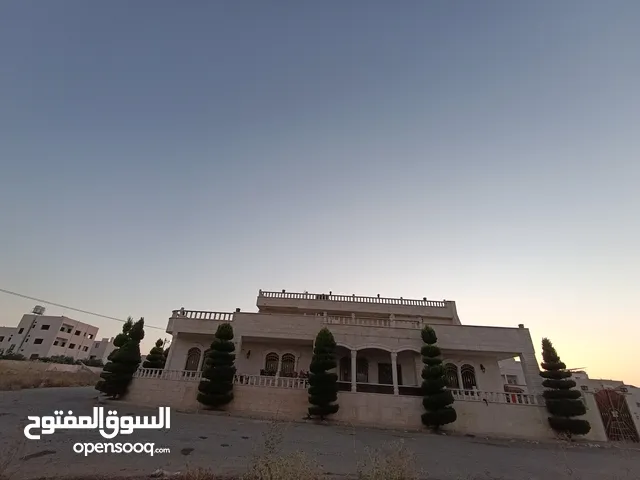 360 m2 4 Bedrooms Villa for Sale in Irbid Bushra