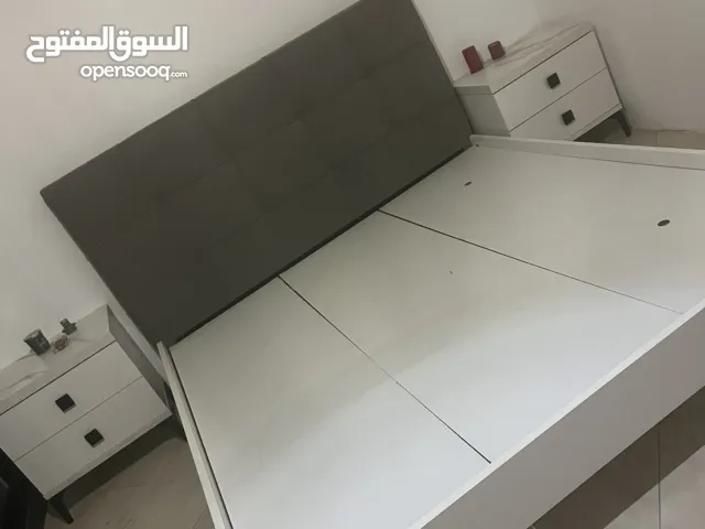 غرفة نوم وصالة