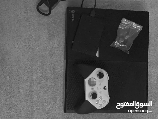 Xbox Xbox for sale in Al Sharqiya