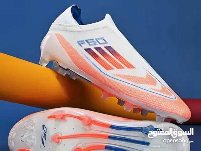 40 Sport Shoes in Southern Governorate