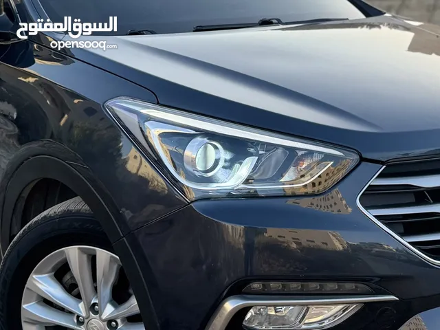 هونداي سانتافيه 2016 امكانية البيع بدفعه 40 كاش وشيكات لسنه فقط