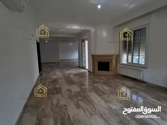 شقة من فيلا - خلدا - 4نوم 2ماستر - 400م - بإطلالــــه مميزة - فايربليس - أرقى مناطق خلدا