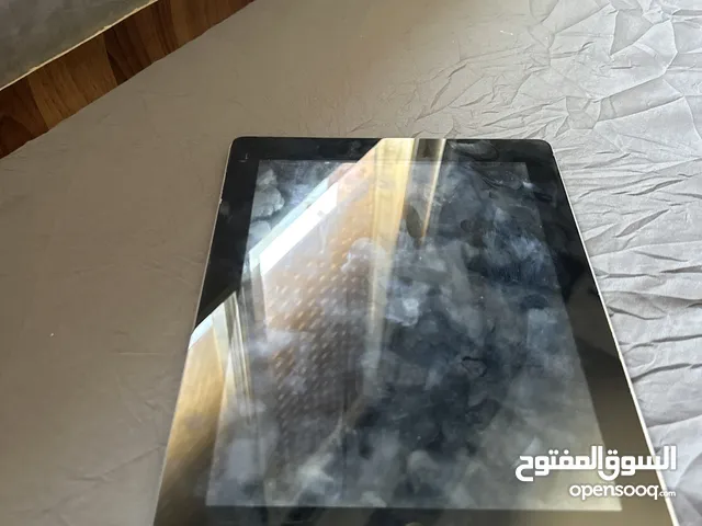 ايباد 4 للبيع الجهاز مو شغال ما بعرف شو المشكله بس الشاشه ما فيها كسر وامورها تمام