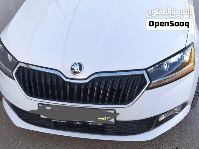 سكودا فابيا 2019 ماطور جير ميه الميه البودي اضرار بسيطه لا يوجد قص ابدا السعر كاش فقط لا غير