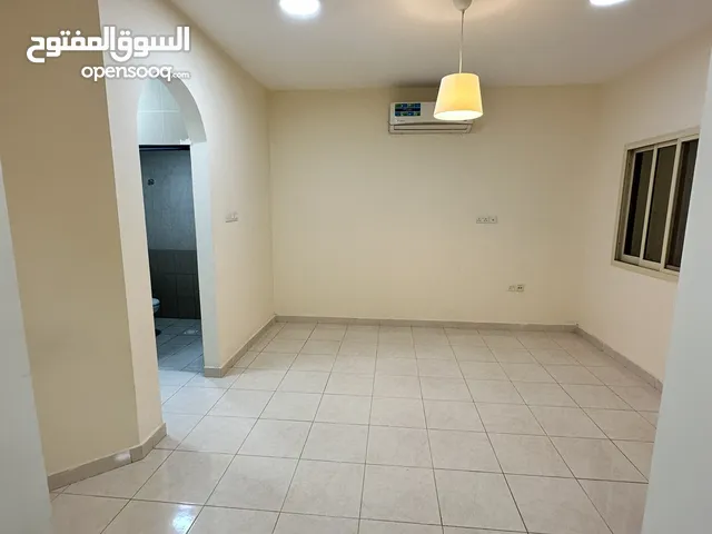 Villa - Palace for Rent : 4 Bedrooms for Sale in UAE : Best Prices
