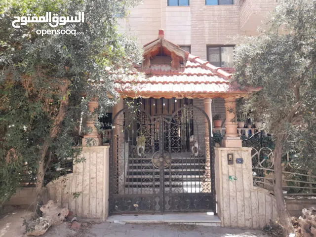 شقة ارضيه للبيع .. الاردن الزرقاء حبل طارق