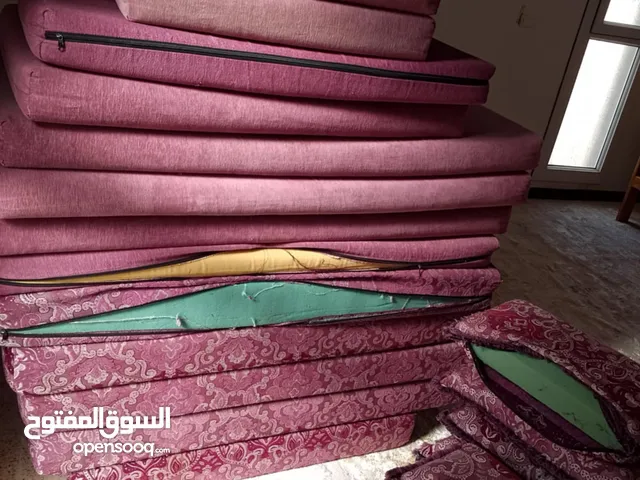 جلسات شبه جدد للبيع