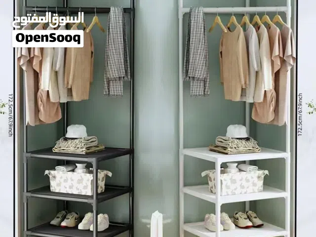 زاوية ملابس