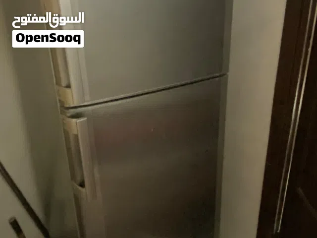 للبيع: ثلاجة بيكو (Beko) سيلفر بحالة جيدا جدا- بحاجة صيانة بسيطة