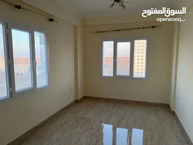 شقة للإيجار للعوائل فقط في المعبيلة خط نيستو..