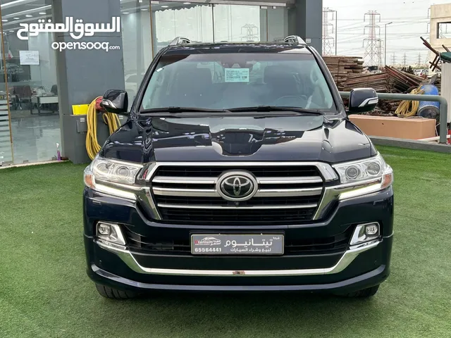 Toyota Land Cruiser 2019 in Mubarak Al-Kabeer
