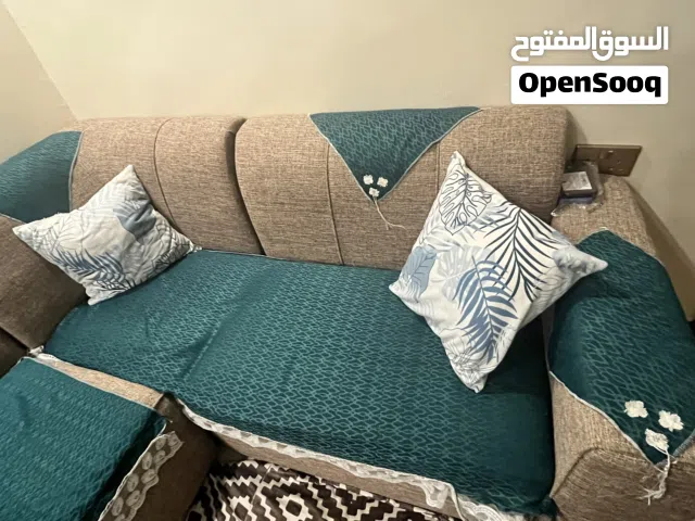 ركنة بحالة جيدة جدا 2X3