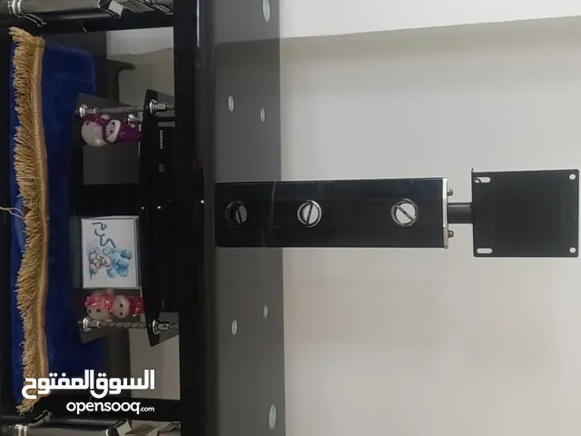 طاولة شاشة تعليق