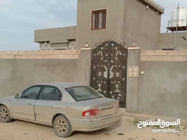 160 m2 4 Bedrooms Townhouse for Sale in Benghazi Al Halis District