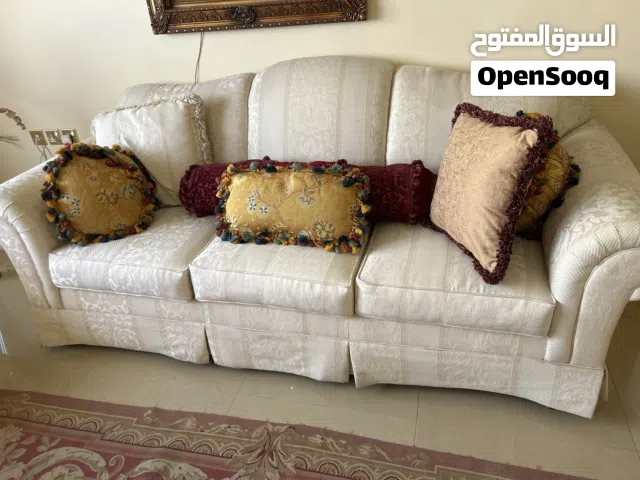 2 large American Sofas