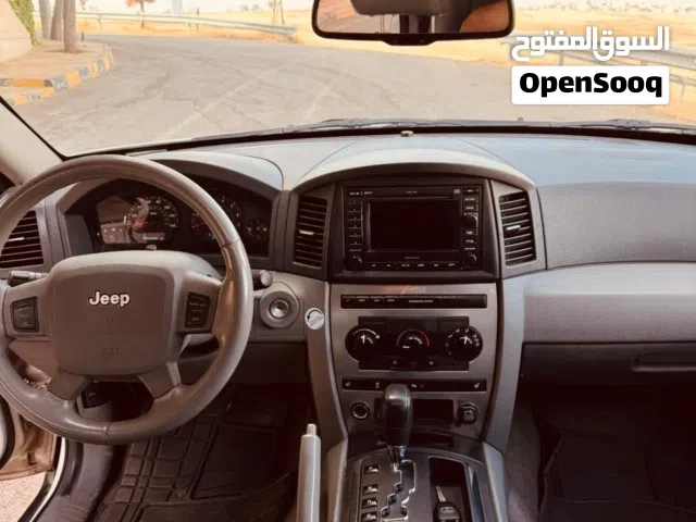 2006 Jeep Grand Cherokee Laredo