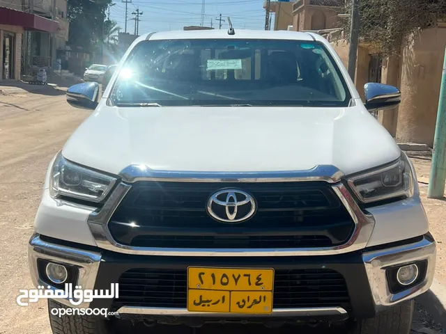 Toyota Hilux SR5 in Basra
