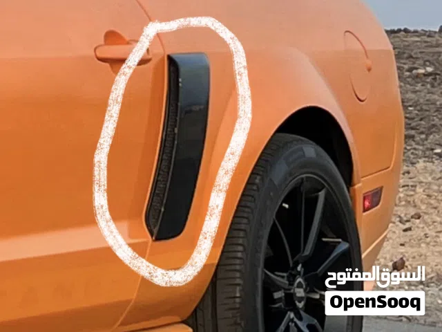 فتحات جانبية للموستنج 2005 /2009