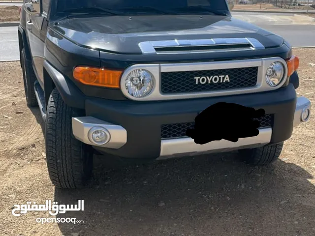 Used Toyota FJ in Muscat