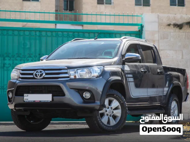 Toyota Hilux 2019 S-Glx   البكب بحالة الوكالة
