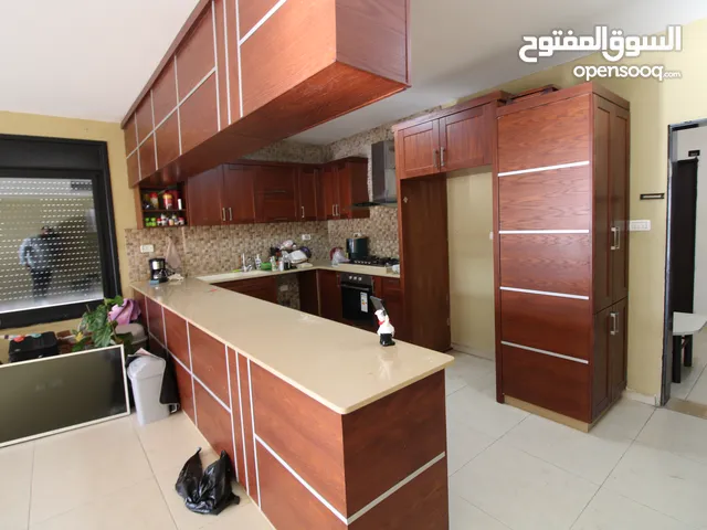 شقة مميزة غير مفروشة للإيجار تشطيب مميز