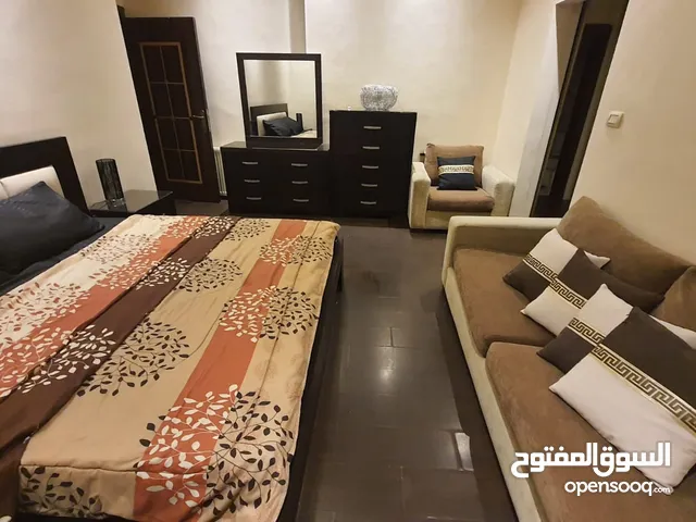 1 m2 3 Bedrooms Apartments for Rent in Amman Mecca Street