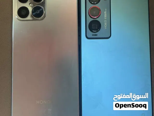 موبايل تكنو كامون 18 بريمير وموبايل هونر X 8 خارقيين النظافة تامة